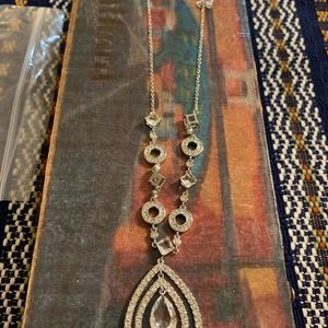 Silver tone necklace